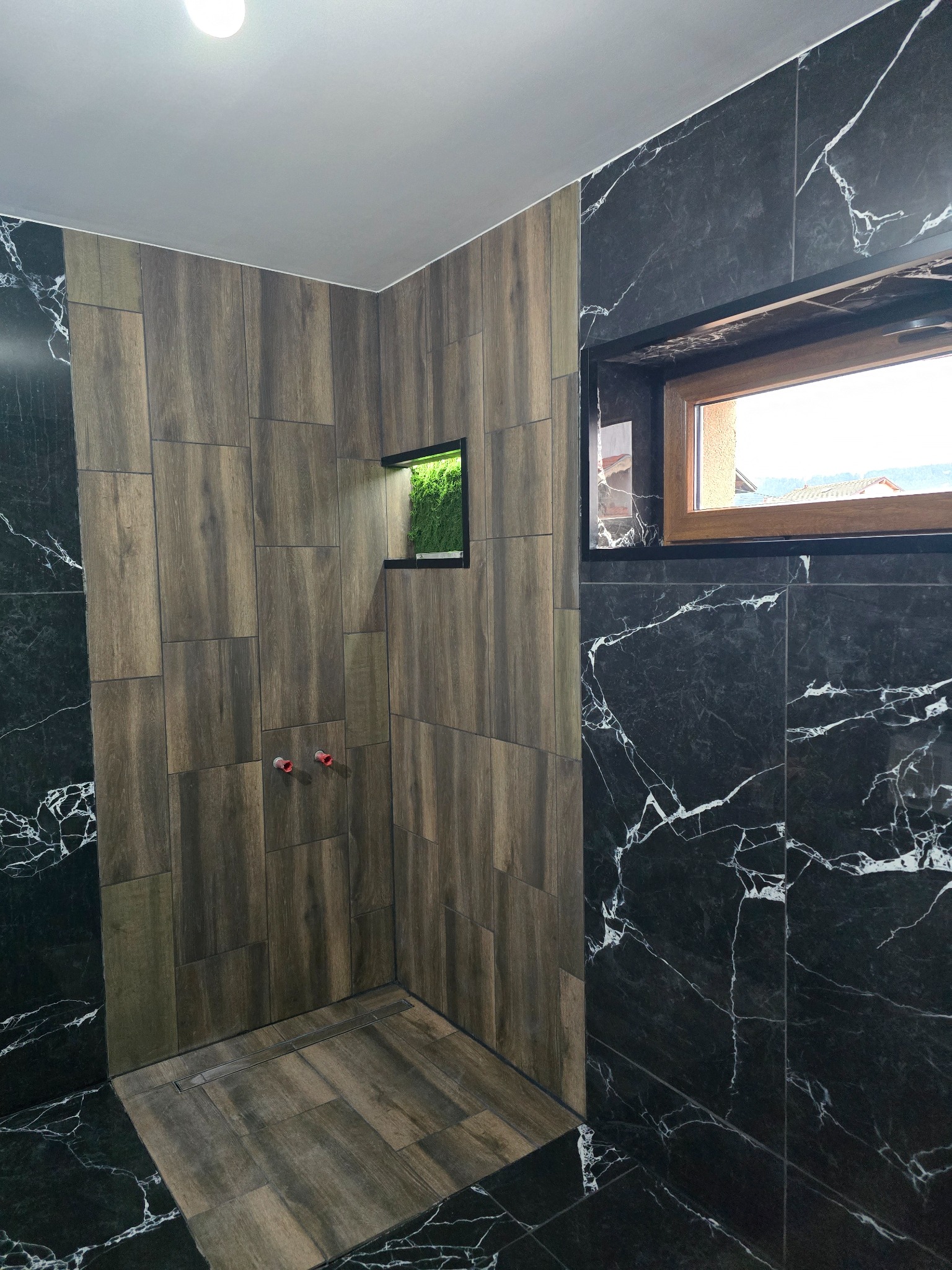 Bathroom tiling and finishing